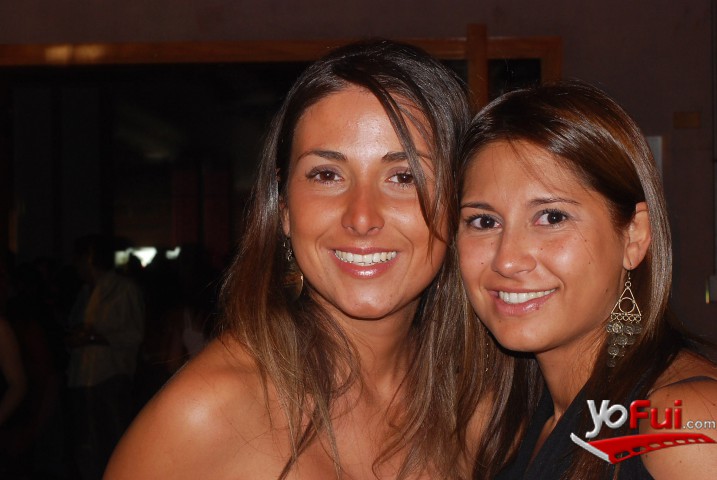 Gloria Garate, Claudia Quintanilla