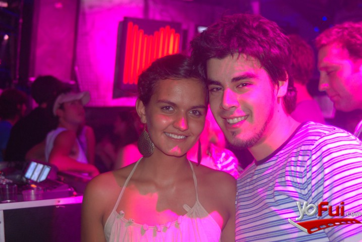 Francisca Pisano, Paul Maynard