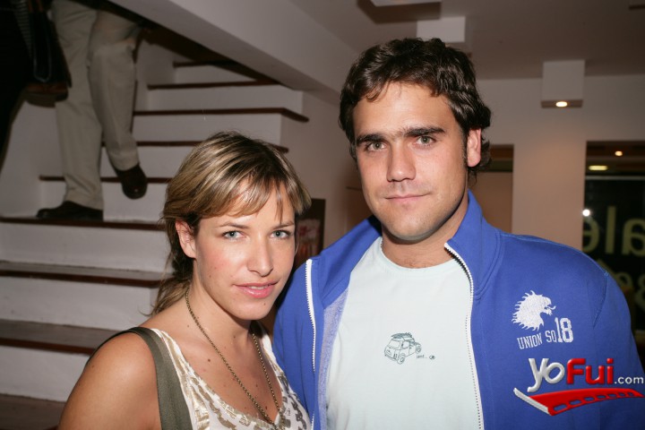 Teresita Irarrázaval, Carlos Correa