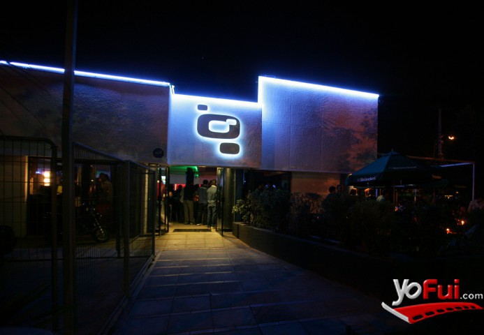 Jueves en Bar Esquina (Bar Esquina)