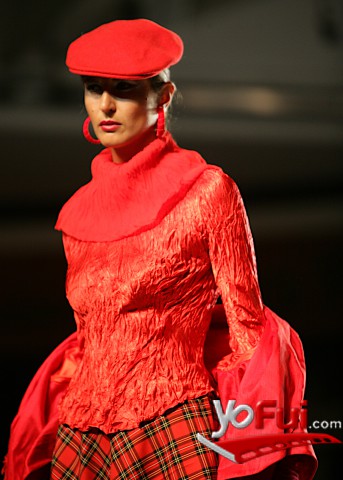 Desfile Beneficencia Inessa Sorokina (Mall del Deporte)