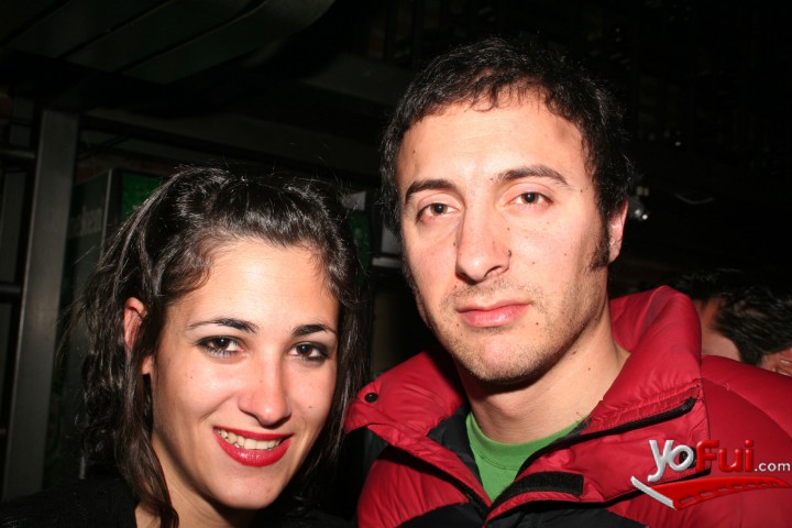 Anita Larraín, Santiago Flores