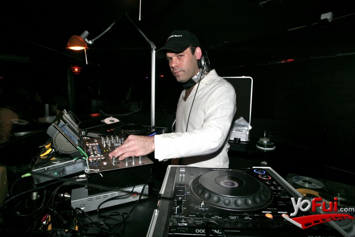 Roberto Fuentes (VJ ROB)