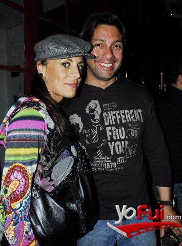 Sabrina De León, Carlos Buzeta