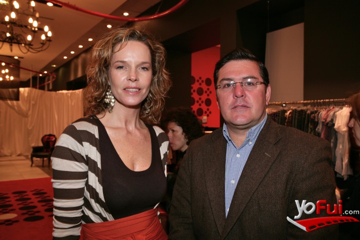 Ana María Cummins, Alejandro Hughes