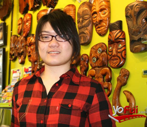 Ivy (Souvenir Store)