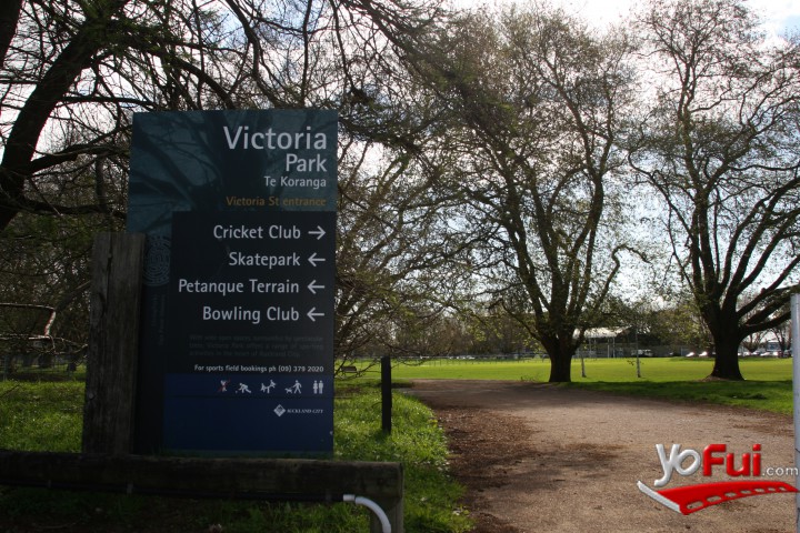 Victoria Park Entrance