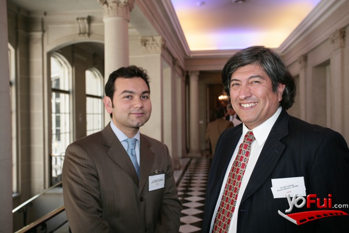 Pablo Mora, Mario José Hernández