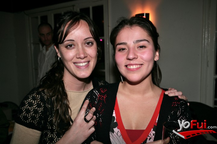 Andrea Gillet, Consuelo Zamora