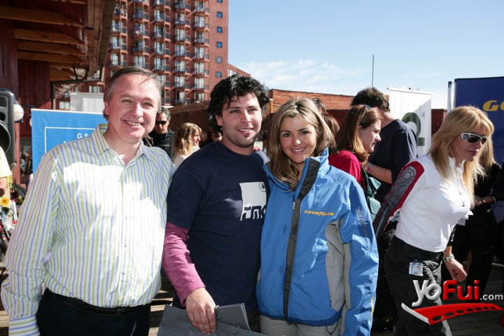 José Browne (Gte Gral Productos Goodyear), Leonardo Candia, Marcia Soto (Team Goodyear)