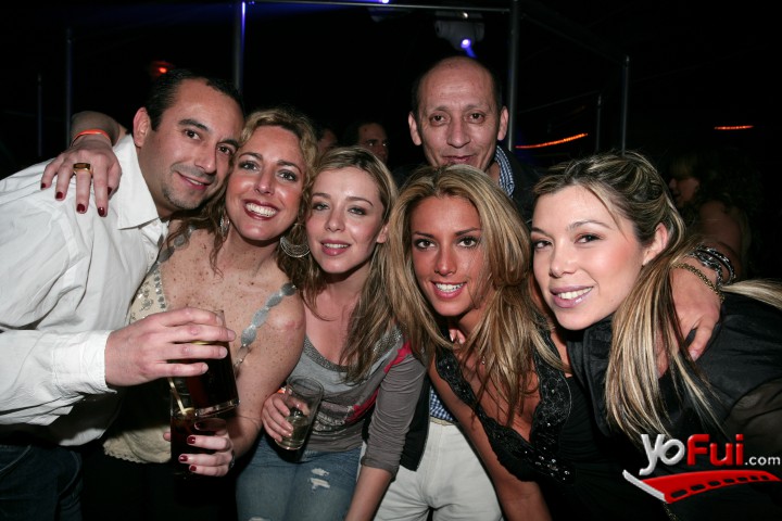 Cristián Gaete, Milagros González, Carolina Fernández, Titi Ahubert, María Paz Lavín