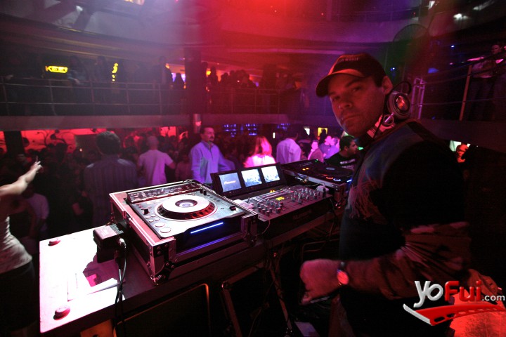 Roberto Fuentes (VJ ROB)