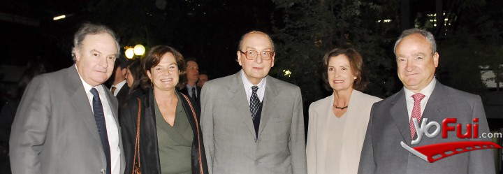Patricio Claro, Susana Claro, José Claro, Gabriela Claro, Ferndo Claro (Miembros de la Familia Claro)