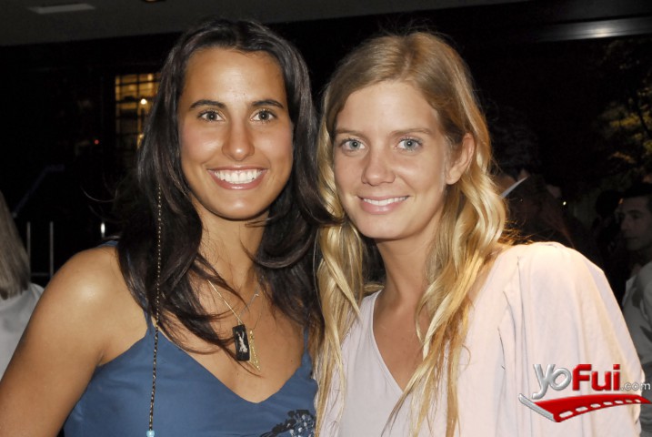 Claudia Camus, Javiera Acevedo