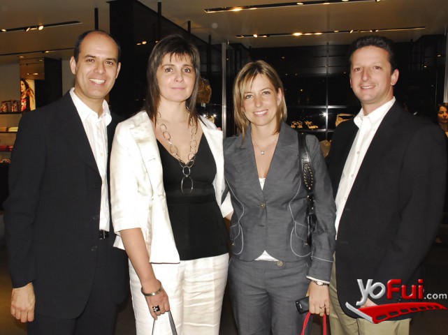 Gonzalo Martínez (Country Manager de Emporio Armani), Laenka Silva, Yvonne Arnouts, Andrés Belfus