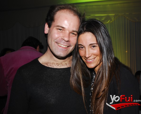 Roberto Fuentes (VJ ROB), Claudia Aragón