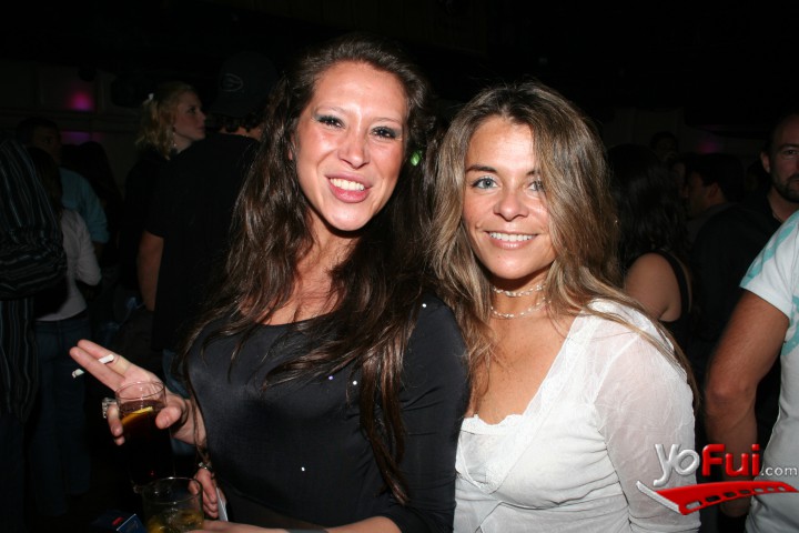 Ximena Moya, Francoise Dupouy