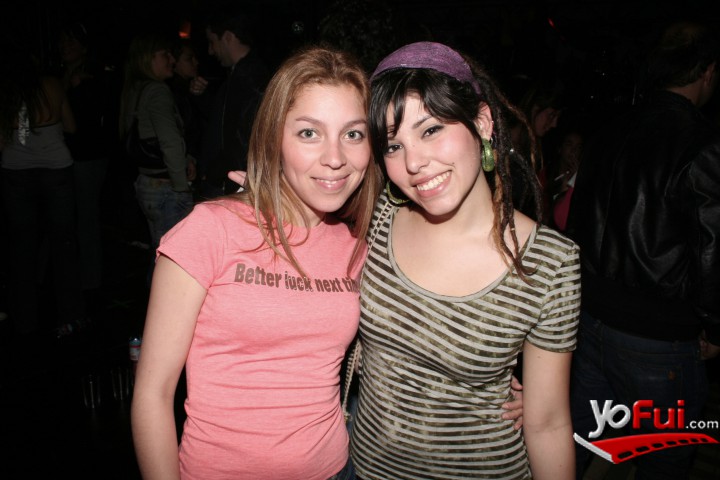 Daniela Fuentes, Nicole Besnier