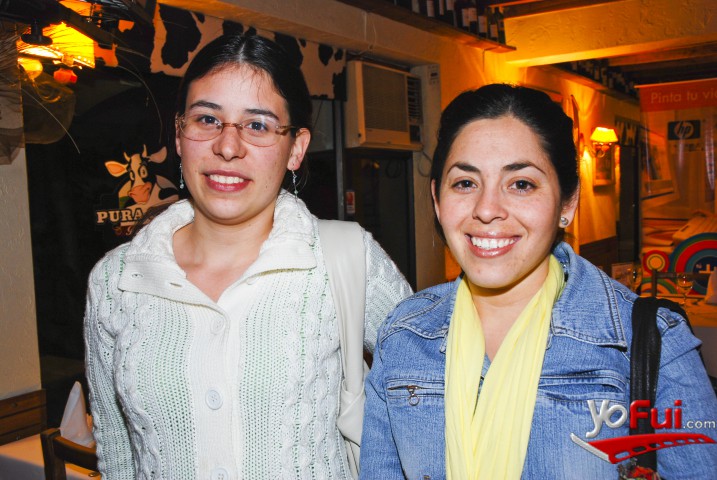 Constanza Sturm, Paula Varga