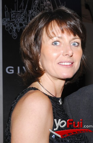 Isabel Simone ( Direct Marketing Givenchy Paris)
