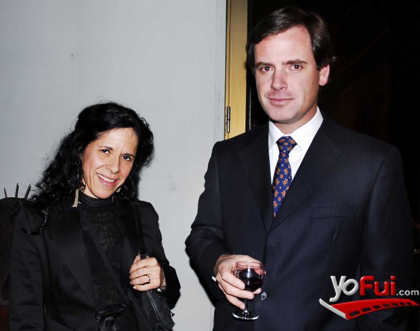 Sandra Scola, Jorge Hurtado