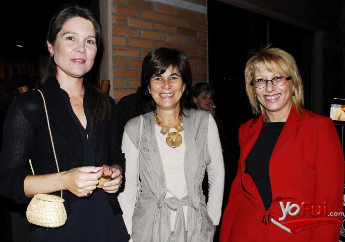 María Eugenia Verderov, María Elisa Ruíz- Tagle, Sofia Rosenzweig