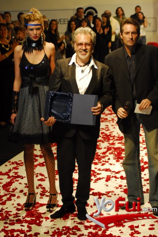 Jaime Troncoso (Premiado la mejor colección)