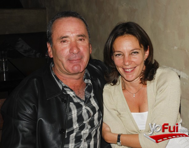 Pedro Aresti, Susana Schnell