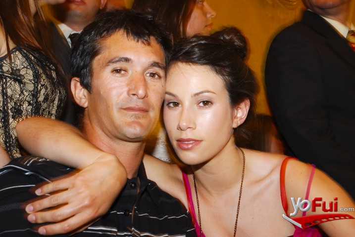 Yorgo Razis, Fernanda Munizaga