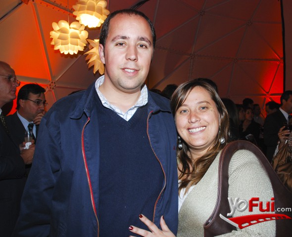 Andrés Domínguez, Magdalena Gordon