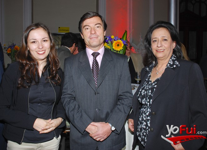 Kitty Navea, Juan Eduardo Soto, María Angélica Rohart