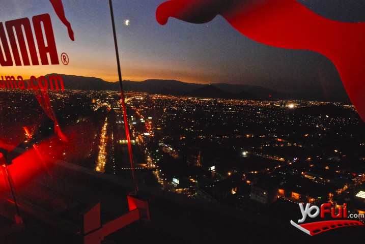 Vista panorámica de Santiago desde el piso 31 en Edificio Telefónica