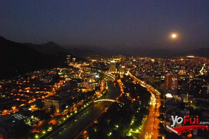 Vista panorámica de Santiago desde el piso 31 en Edificio Telefónica