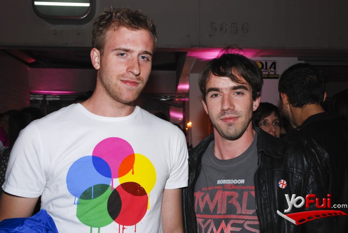 Richard Glover, Francisco Urrutia