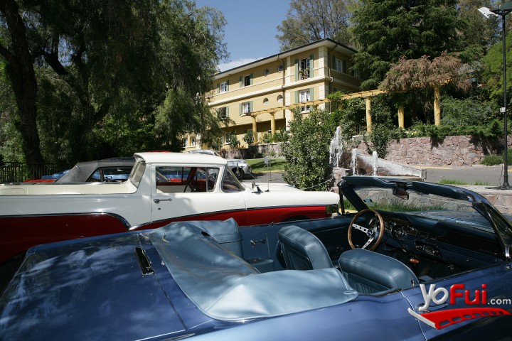 Exposición de autos y motonetas de los años 60 (Termas de Jahuel)