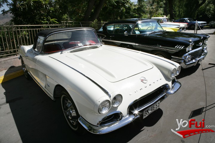 Exposición de autos y motonetas de los años 60 (Termas de Jahuel)