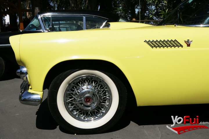 Exposición de autos y motonetas de los años 60 (Termas de Jahuel)