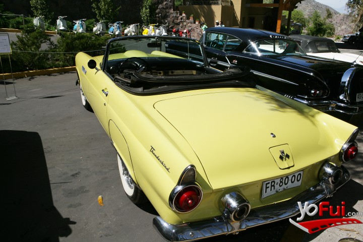 Exposición de autos y motonetas de los años 60 (Termas de Jahuel)