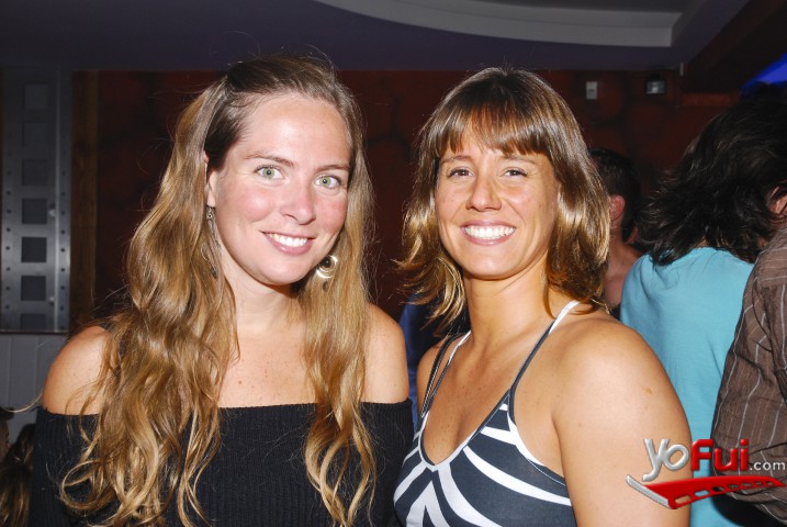 Daphne Grinstun, Camila Paredes