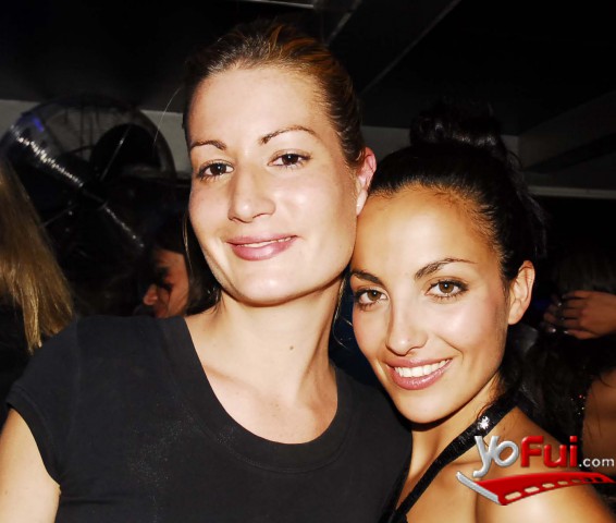 Moira Van Bebber, Javiera Selman