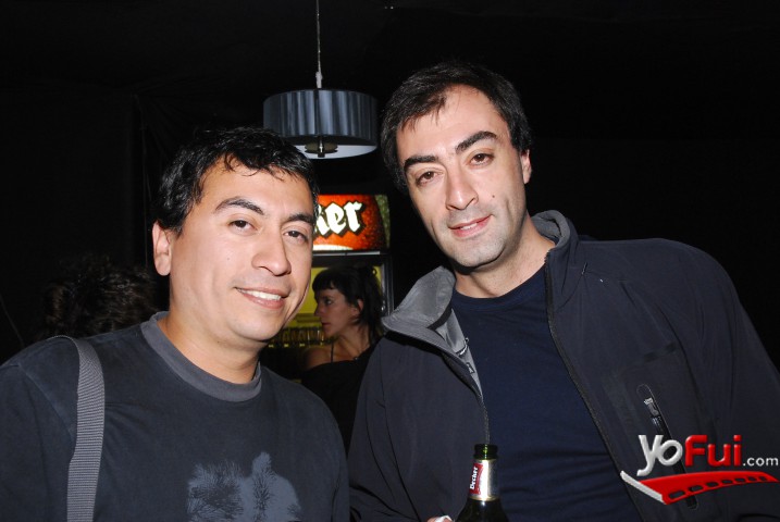 Juan Eduardo Paredes, Simón Paredes