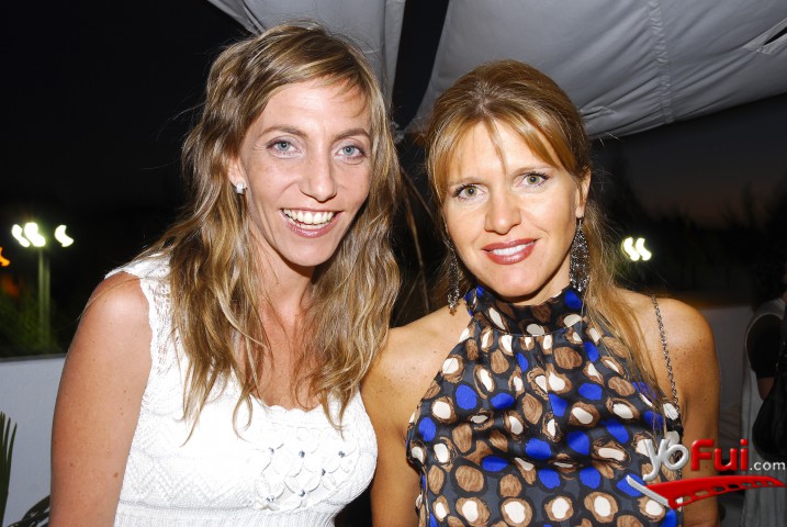 Isidora Encina, Paula Guzmán