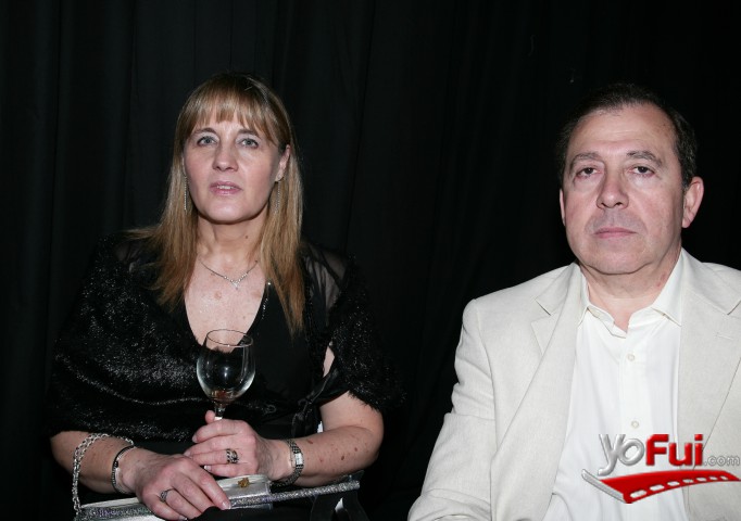 Monserrat Planas, Eduardo Iza