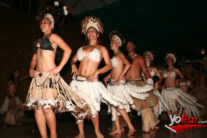 Grupo de Baile Kari Kari