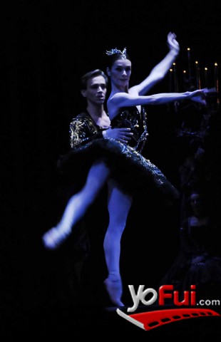 El Lago de los Cisnes (Teatro Municipal de Santiago)