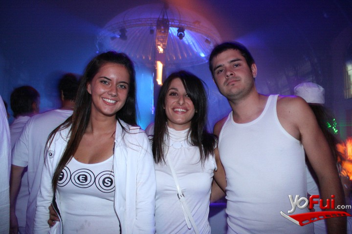 Fotografía en Sensation White, Estación Mapocho,Santiago