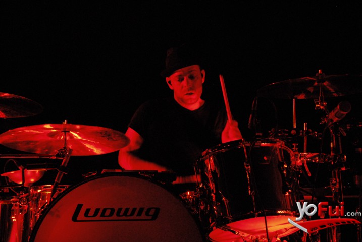 Fotografía en Interpol en Chile, Teatro Caupolicán, Santiago