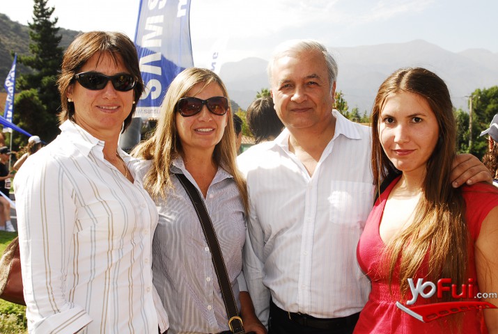 Claudia Torres, Flavia Torres, Enrique Muñoz, Josefina Muñoz