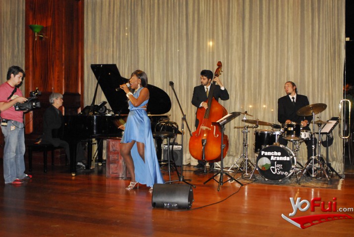 Avis Ellis, Cantante (Noches de Jazz Bar Duke´s Grand Hyatt Santiago)