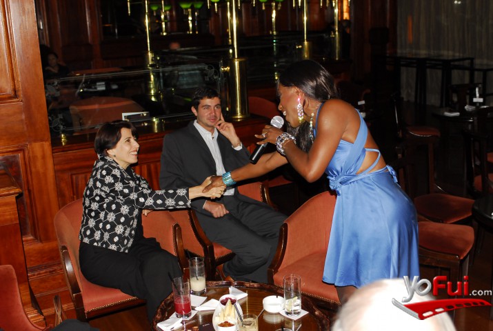 Gracia De Castro de Prieto, Avis Ellis, Cantante (Noches de Jazz Bar Duke´s Grand Hyatt Santiago)